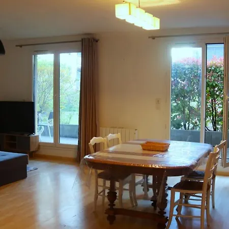 Pretty T3 In The Heart Of Apartment *